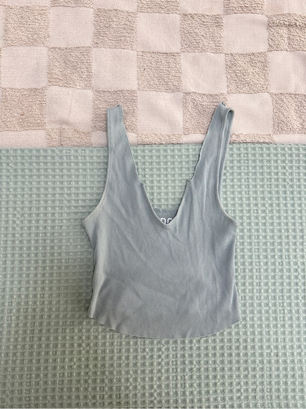 Urban Outfitters BDG‎ Valentina Notch Neck Tank Top size S